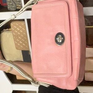 8. Coach Pink Sold As Is Desc In Live Shows No Cancel/returns